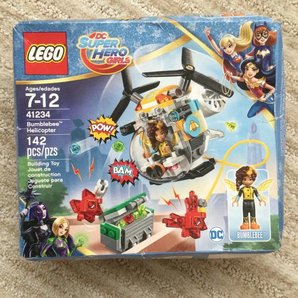 NIB LEGO DC Super Hero Girls Bumblebee Helicopter 41234 Building Set Sealed